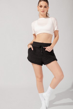 POPFLEX Faux Sherpa Short with Pockets Black | 396-JXTSOW