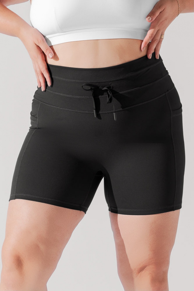 POPFLEX Cargo Midi Short with Pockets (Soft Touch) Black | 830-WJZTQH