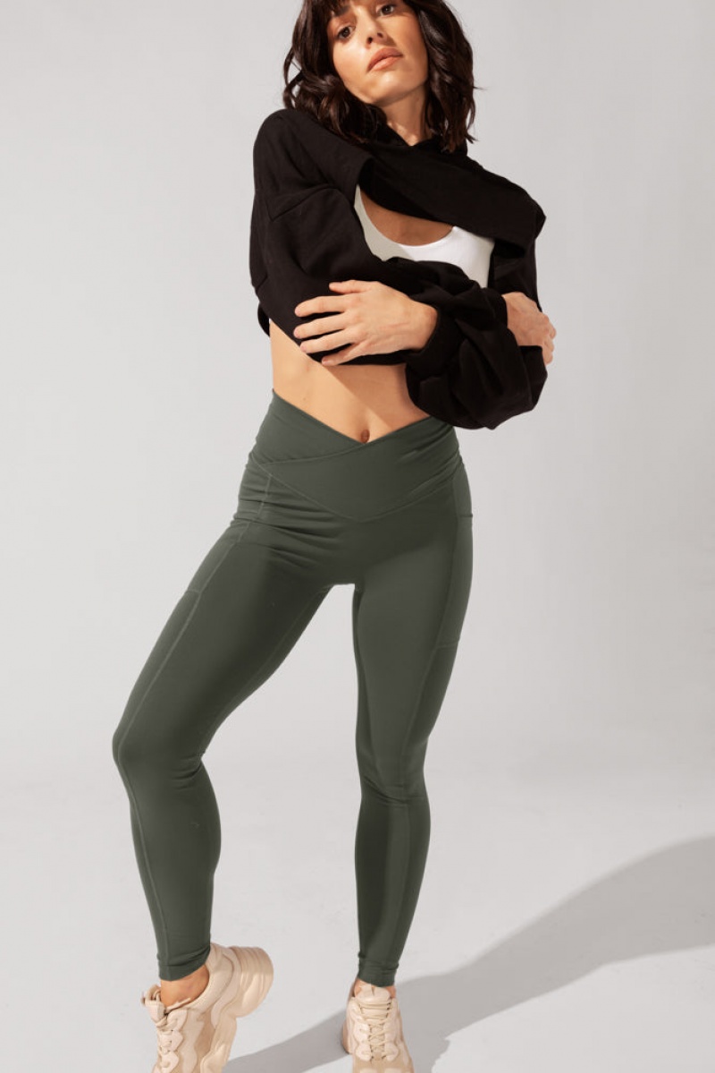 POPFLEX Crisscross Hourglass® Leggings with Pockets (Soft Touch) Dark Sage | 365-MWGQBX