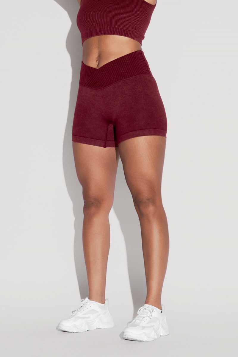 POPFLEX Crisscross Hourglass® Seamless Midi Shorts Garnet | 354-THCYKN