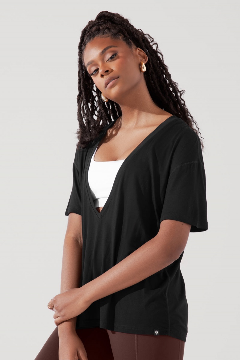 POPFLEX Daring Deep V Tee Black | 351-FVDGIH