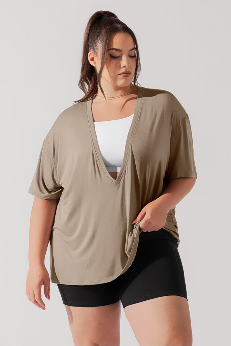 POPFLEX Daring Deep V Tee Shiitake | 061-VGOISX