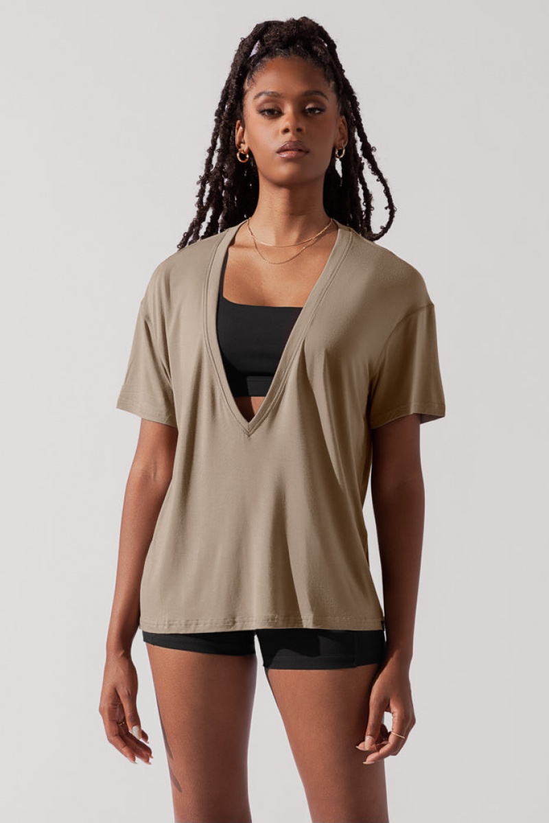 POPFLEX Daring Deep V Tee Shiitake | 061-VGOISX