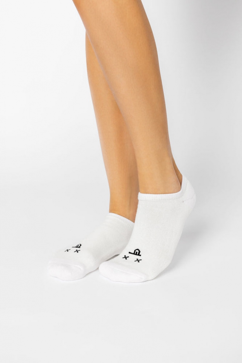 POPFLEX Dead Face Low Rise Socks White | 591-WUOKRP