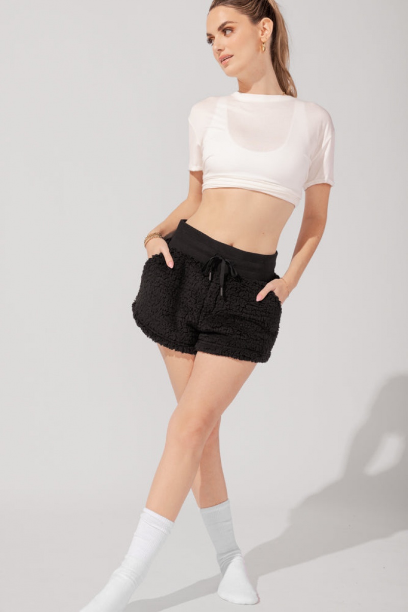 POPFLEX Faux Sherpa Short with Pockets Black | 396-JXTSOW